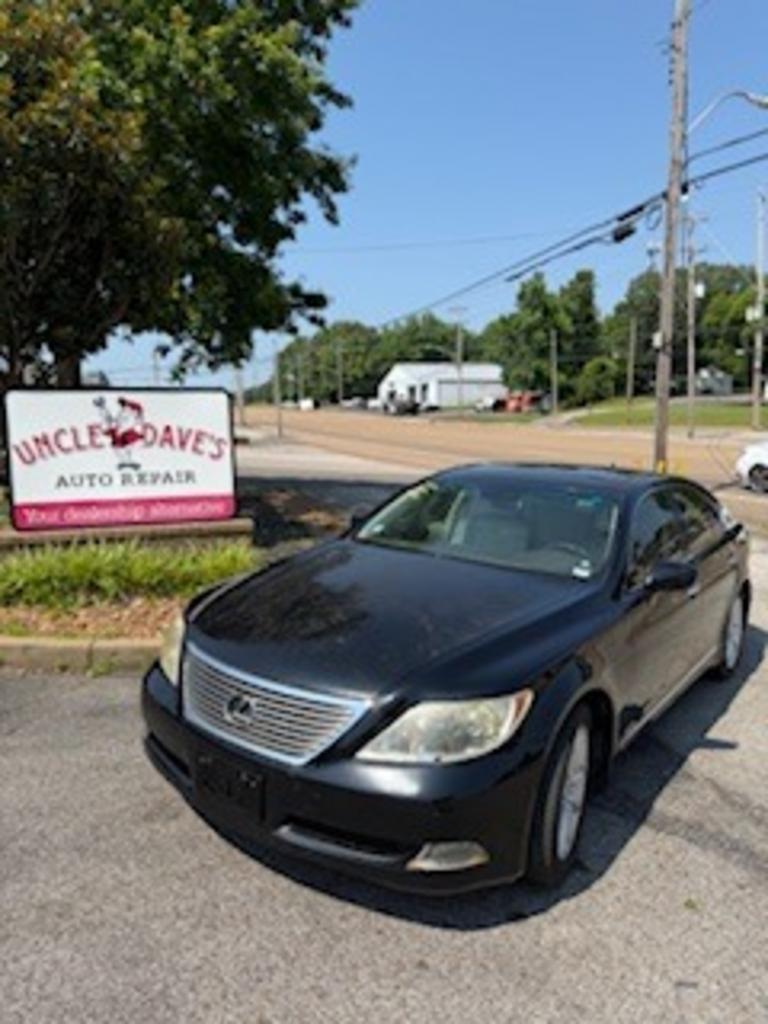 2007 Lexus LS Base's photo